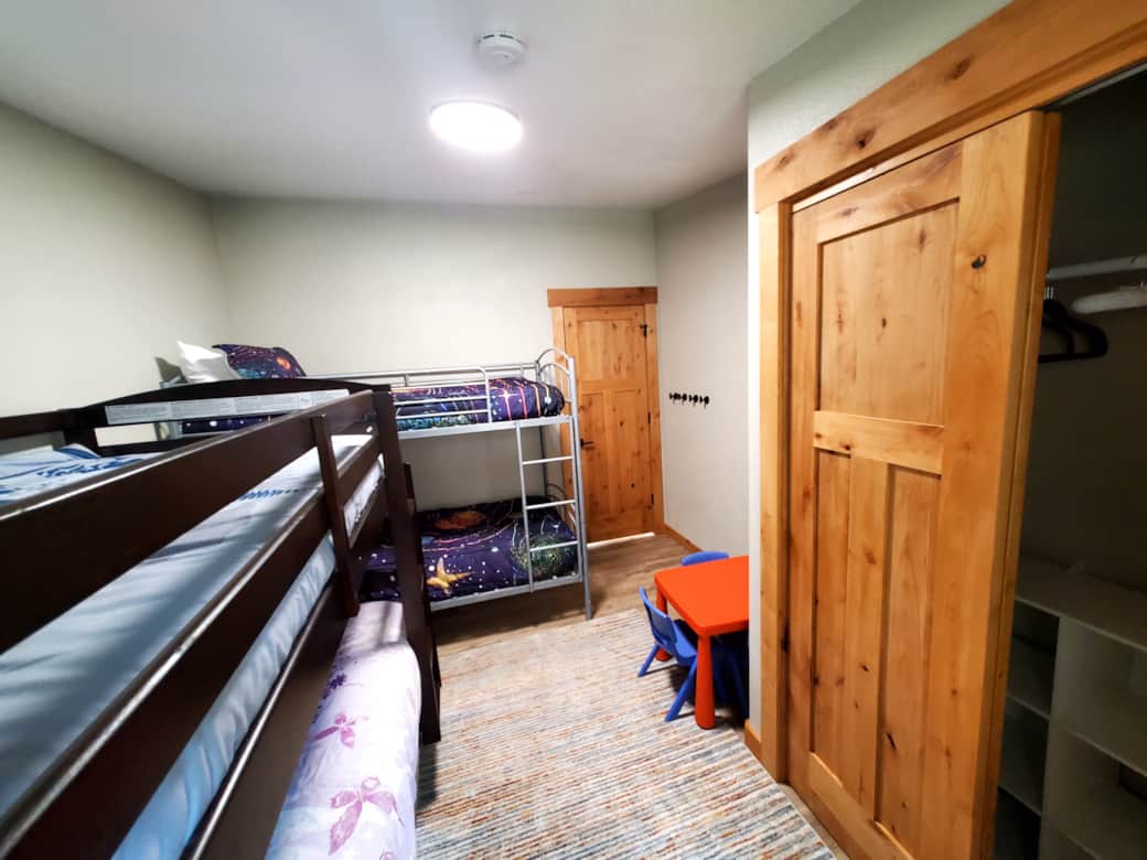 kids room and play area