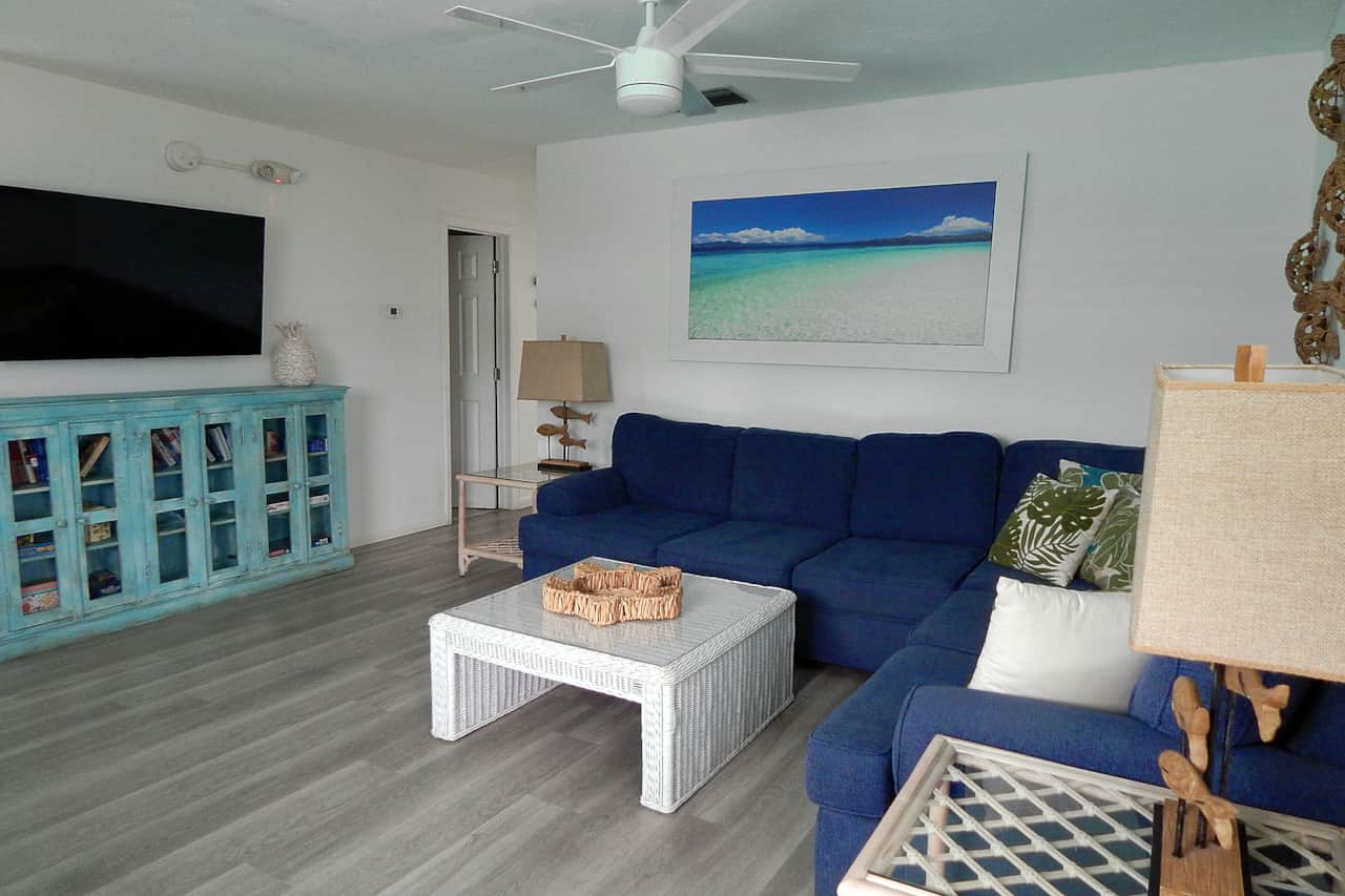 Unit #42 - Brand New Smart TV and WiFi. 
