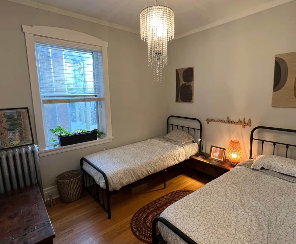 Bedroom 2 - Two Twin Beds