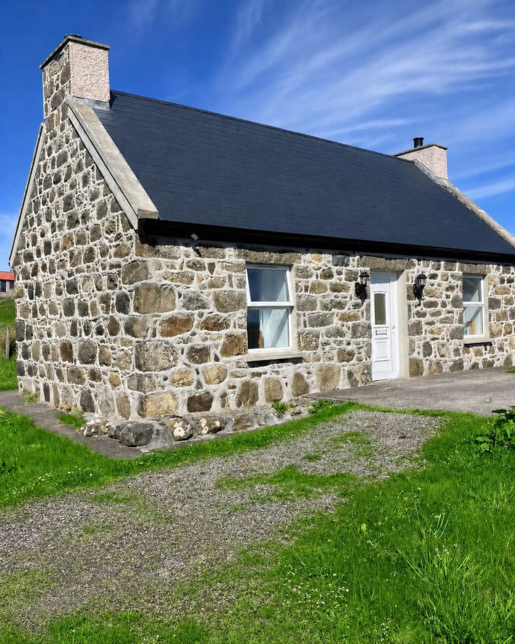 Hebviu Picture Perfect Hebridean Stone Cottage on Isle of Barra