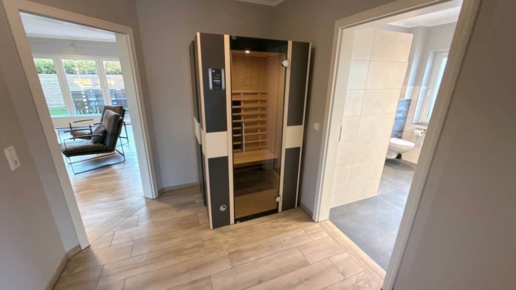 03 ferienhaus inseltraum fehmarn sauna infrarot 01