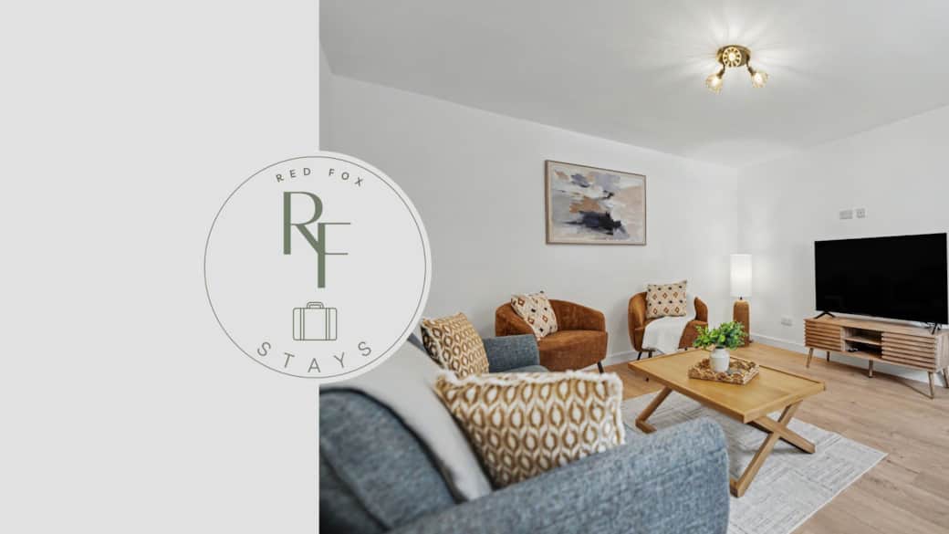 1 Spacious Lounge with Smart TV