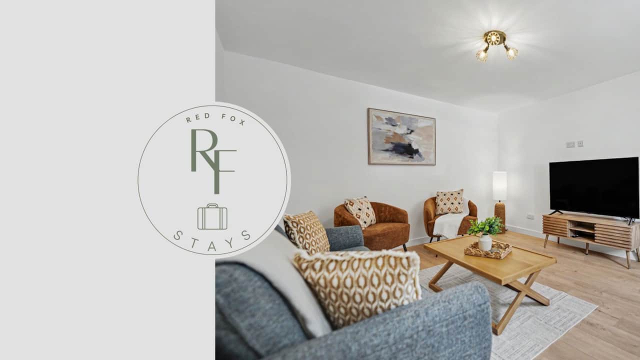 1 Spacious Lounge with Smart TV