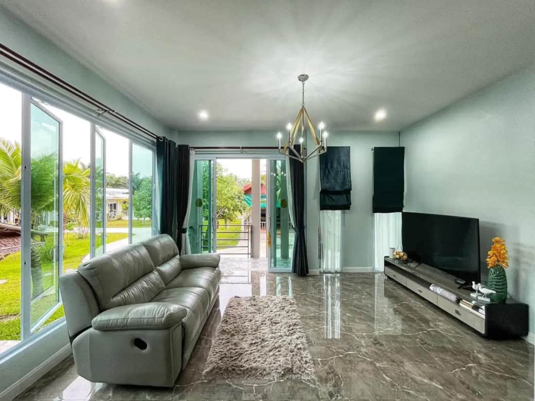 England house 46-7 living area