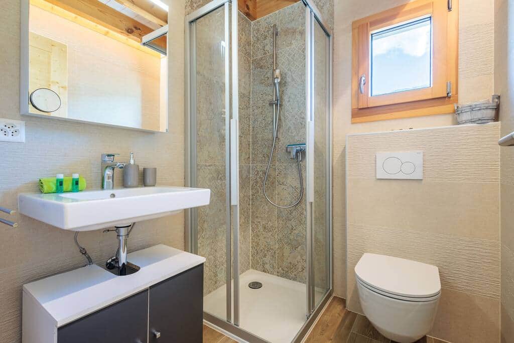 Salle de bain avec douche Salle de bain avec douche