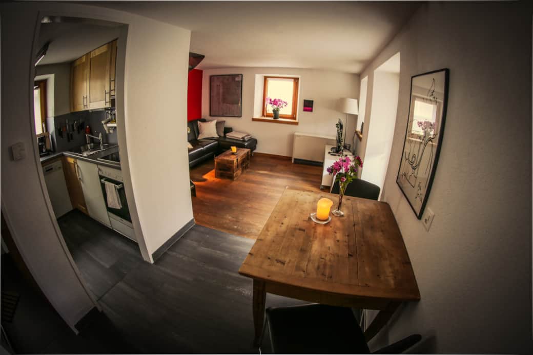 Küche I Wohnzimmer I Esstisch