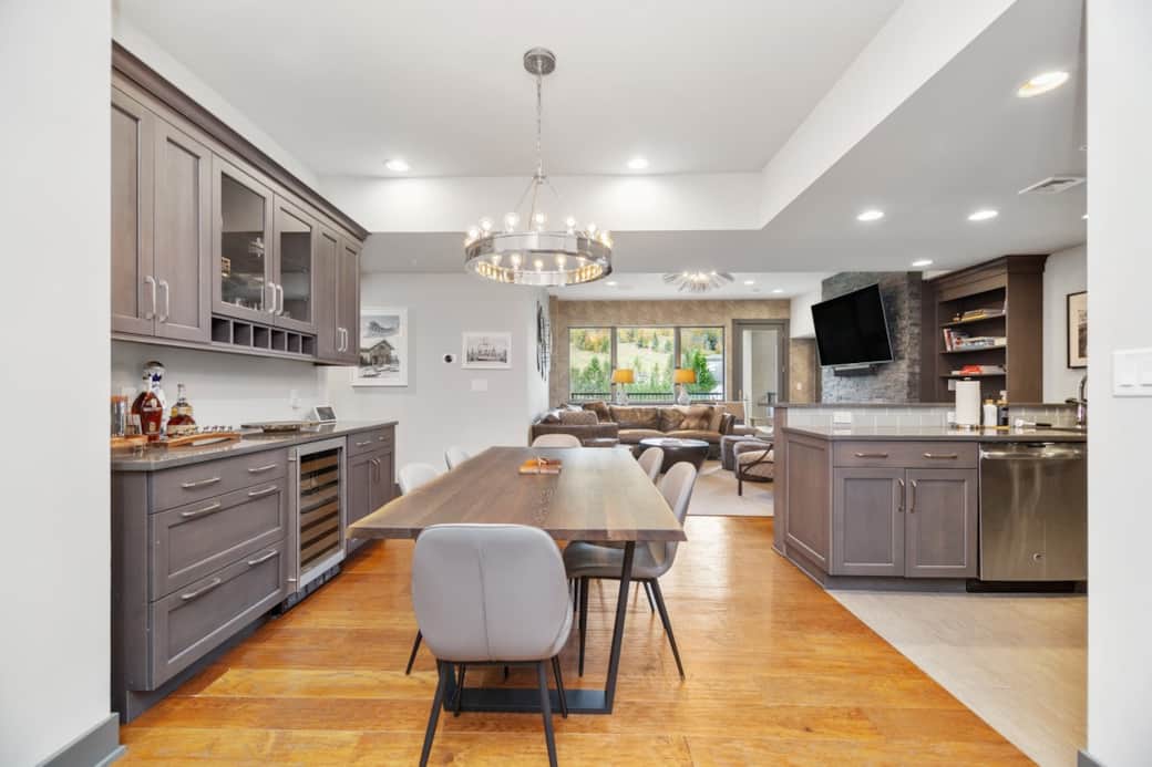 10 Resort Drive 502 DiningArea 02 10 Resort Drive 502 DiningArea 02