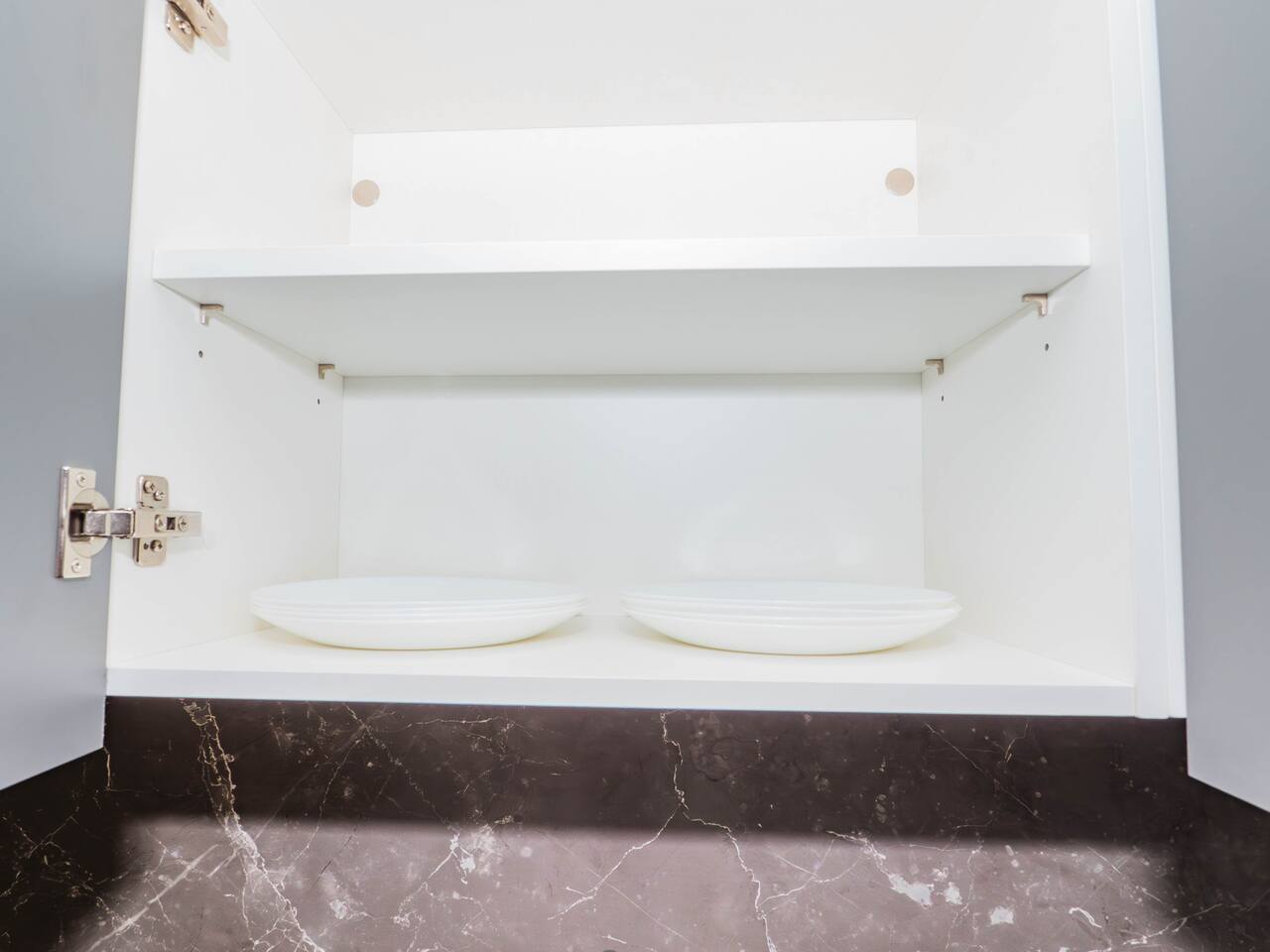 YBH Atlantic Boutique - Oleaxe 3A