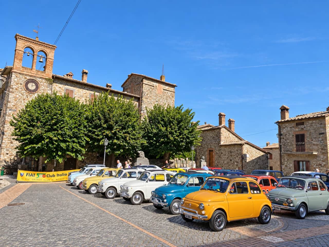 Club Fiat 500 Raduno Monterubiaglio