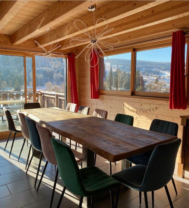 Wohn-/Esszimmer des Chalets Coup de coeur du Renard Wohn-/Esszimmer des Chalets Coup de coeur du Renard