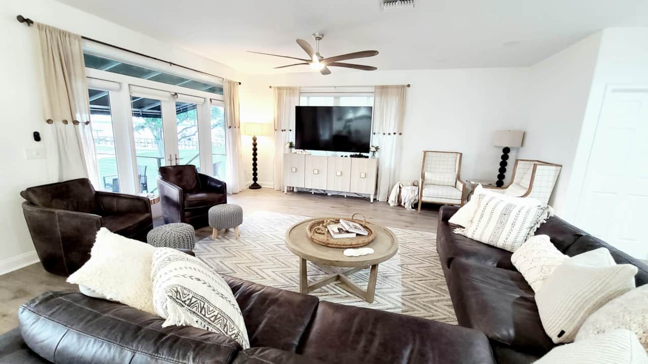 Living Room with 75" Smart TV for streaming