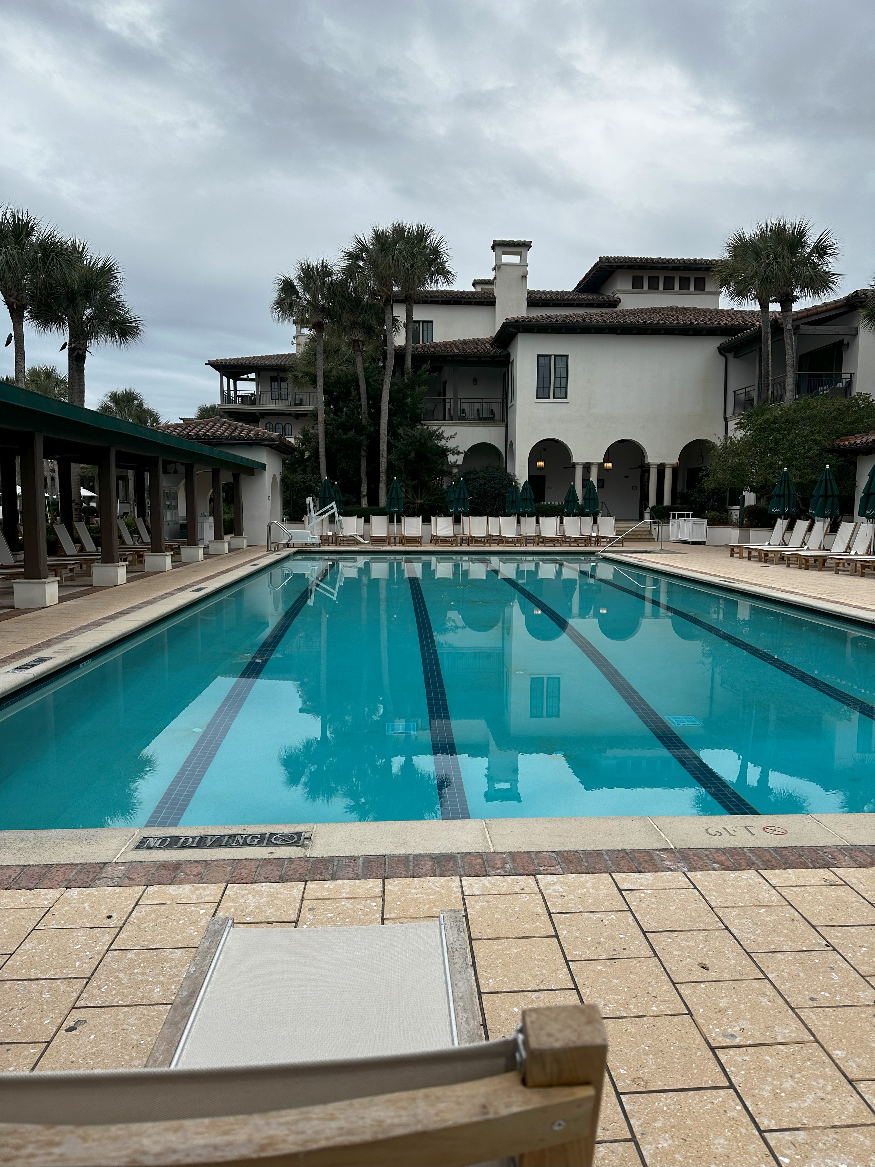 Sea Island 21+ pool