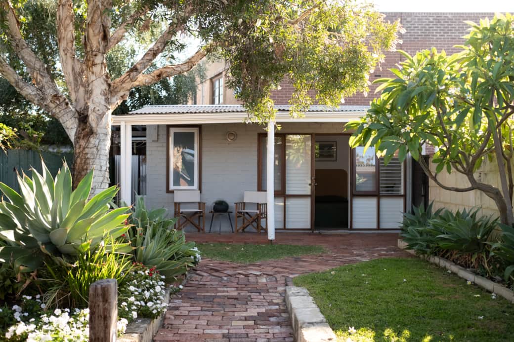 15 TR Backyard to Cabin