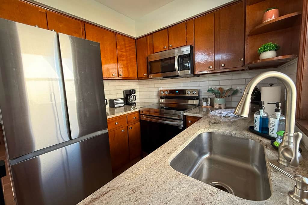 Surf city swell topsail kitchen