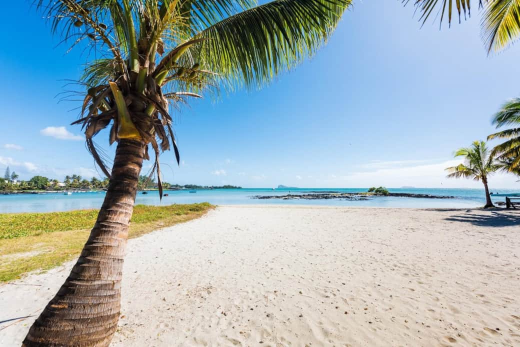 The villa gives direct access to this white sandy beach ideal to sunbath in the sun or play with the
