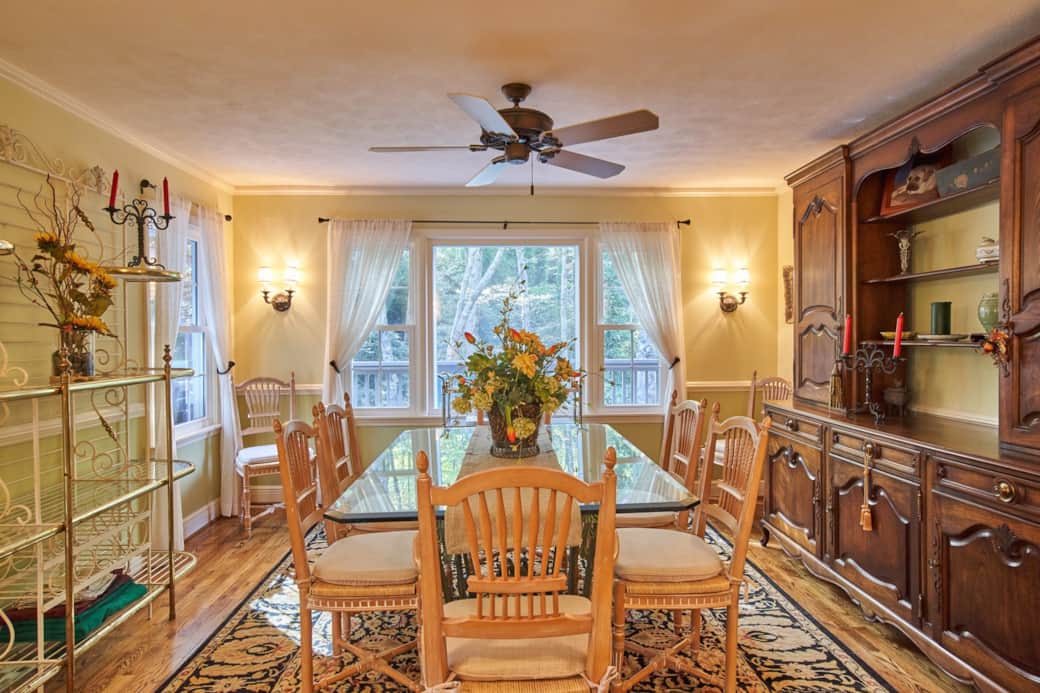 Dining Room - Outward View