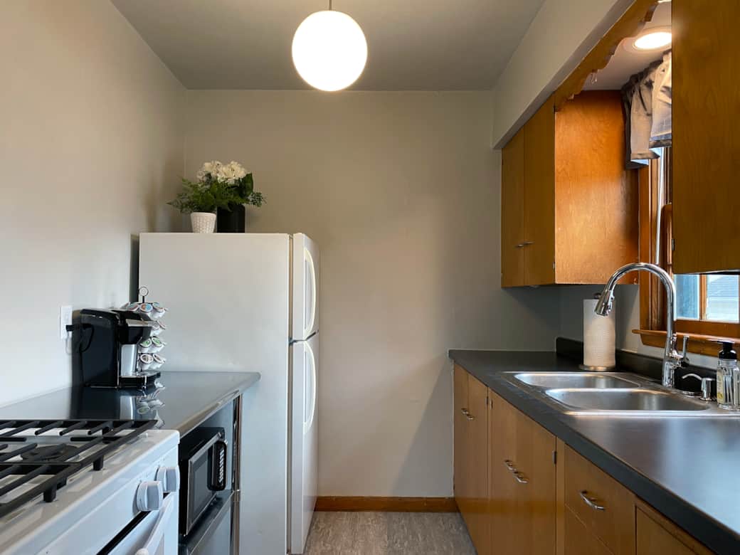 Fully stocked kitchen with Keurig 