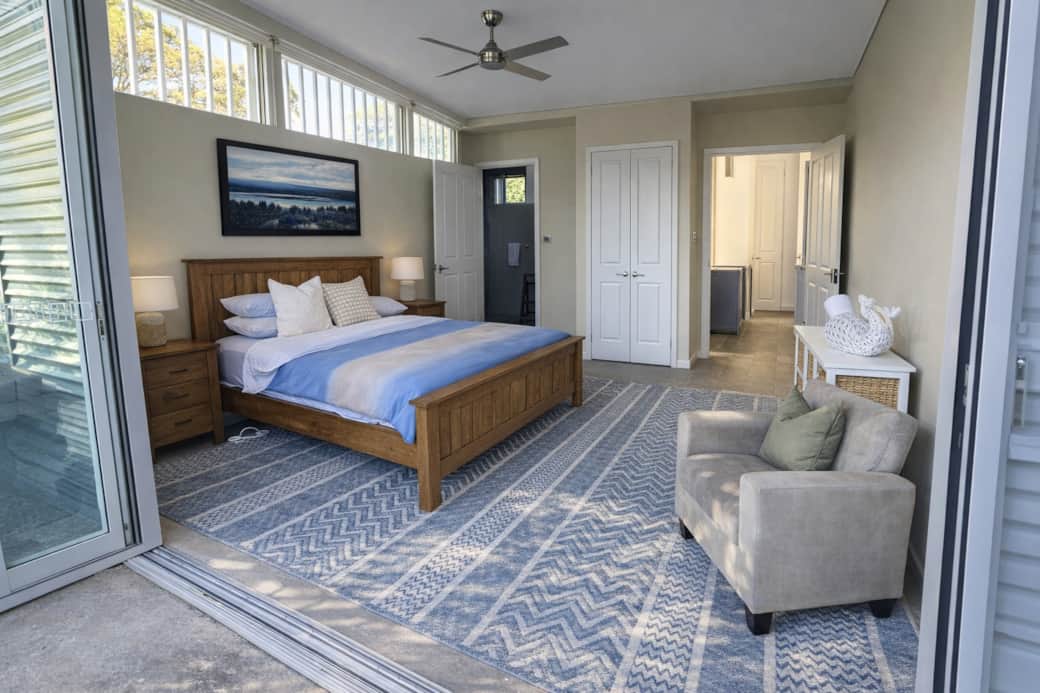 Bedroom 2 (2)