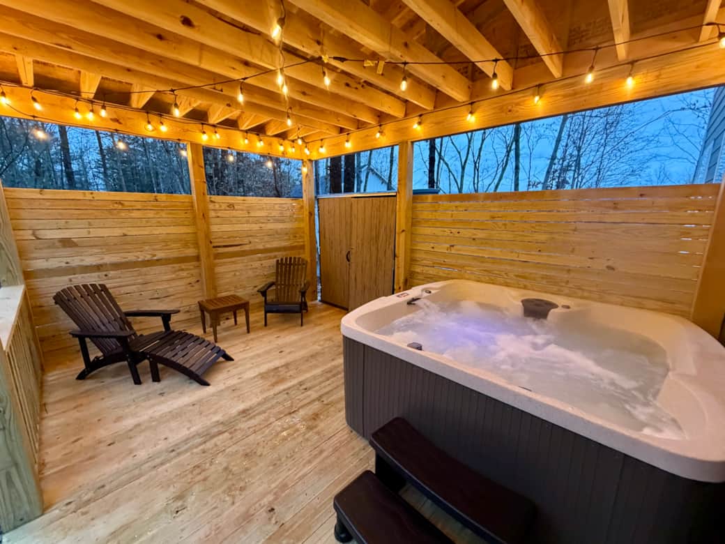 MID Hot Tub Terrace with String Lights