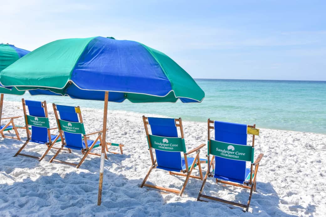 Enjoy complimentary beach service!