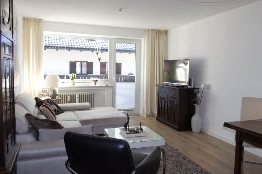 Fewo-WZ02-Schneewittchen_Mittenwald Wohnzimmer