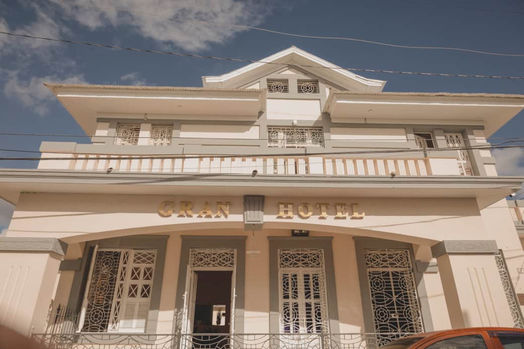 Front gran hotel