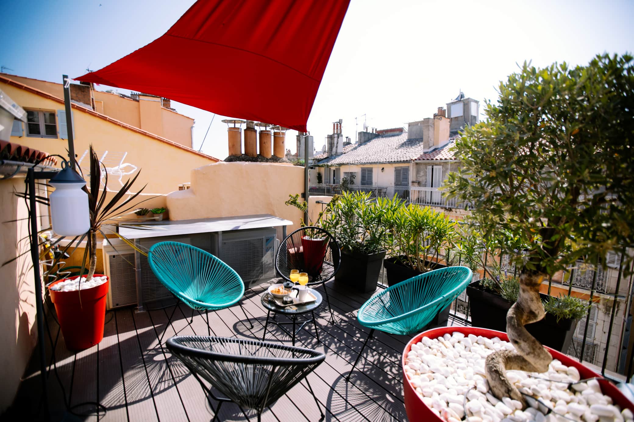 Belle terrasse arborée