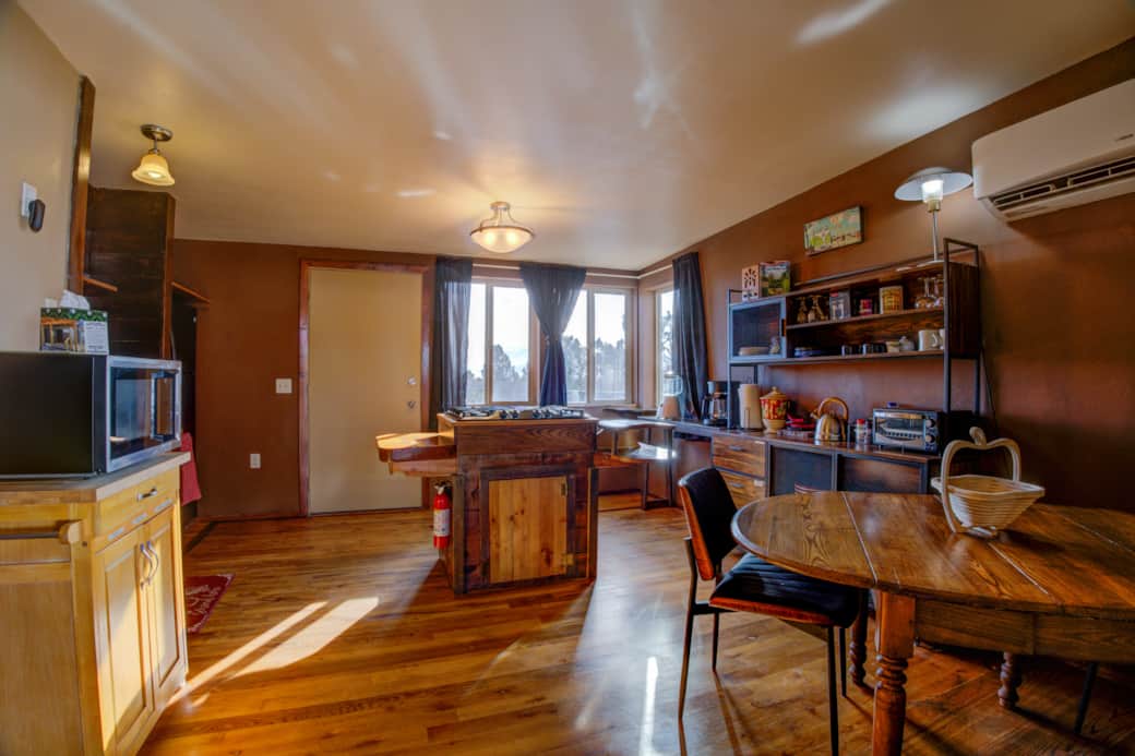 Kitchen /Dining showing the microwave/convection oven