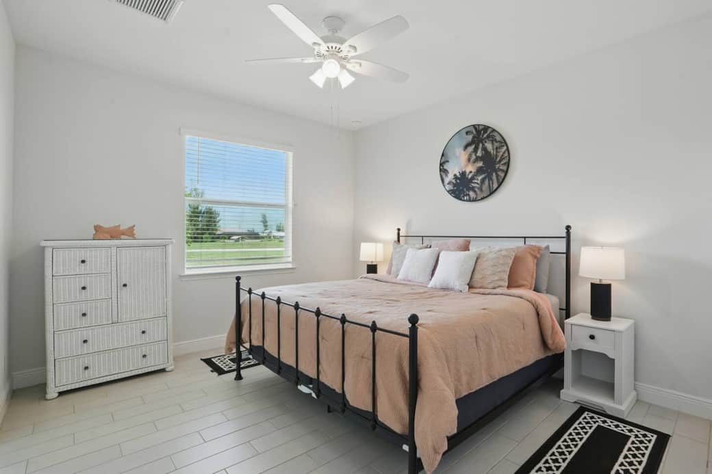 King Size Guestroom 