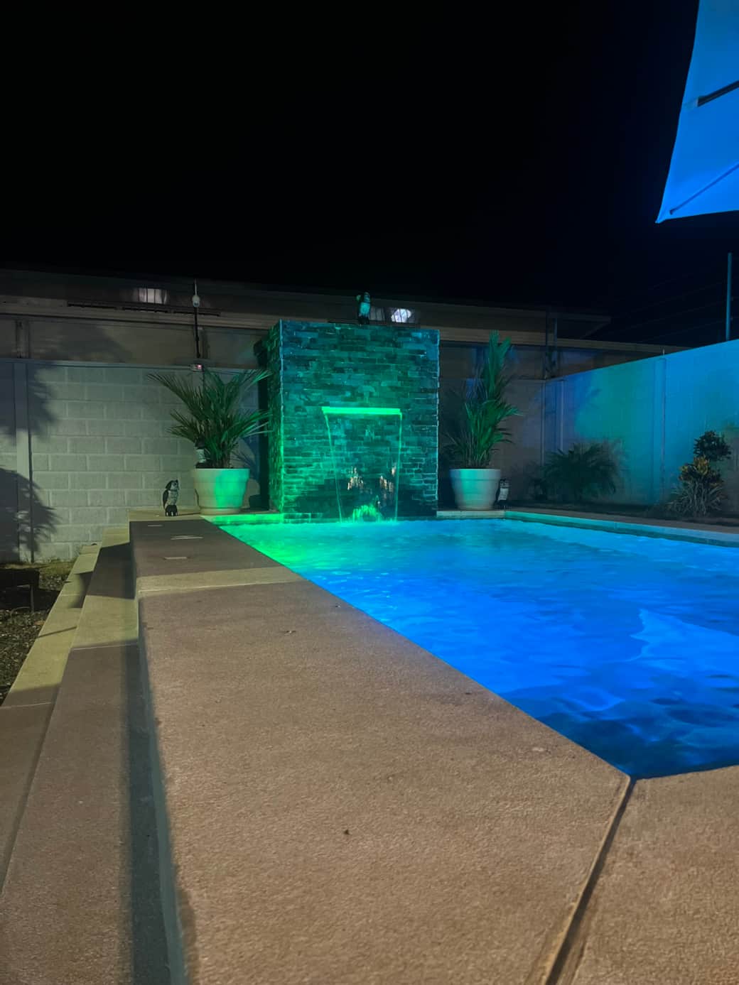 Piscina de Noche