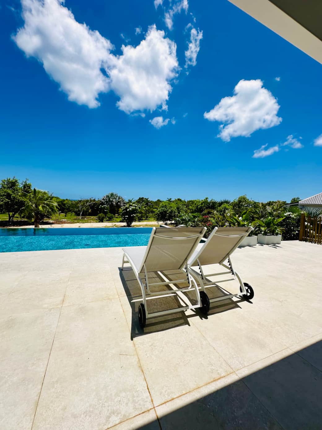 SXM Low Land Maison Tropical Heaven view
