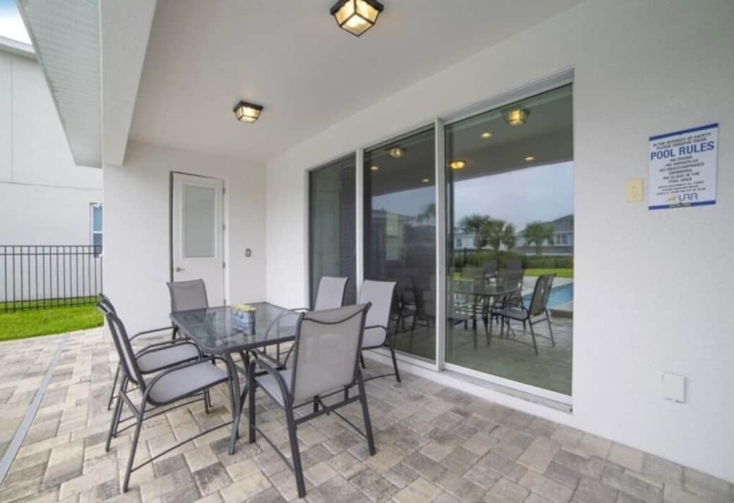 Patio - pool