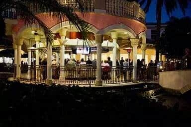 Shop and Sip the Promenade at Bonita Bay