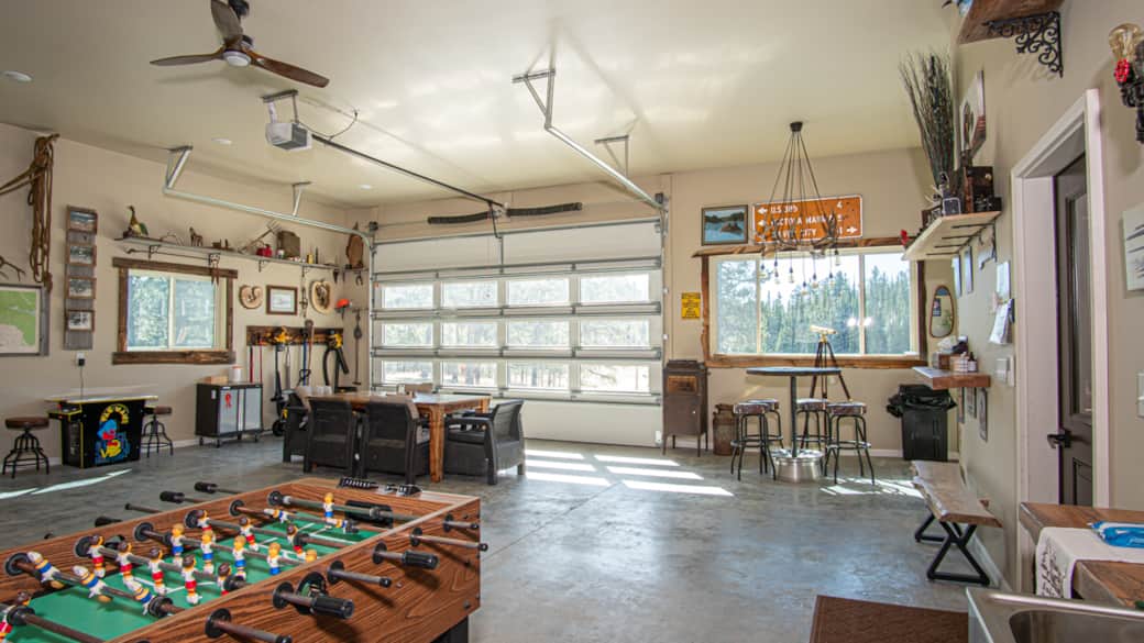 Attached SHOP of fun, relax and unwind after a day of playing in the Black Hills 