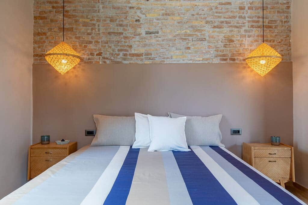 Enjoy the King Size bed