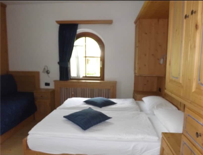 Image picker A47829F7 66C6 415E BB6D B756CC447A29 1736 0000008FD0AAB922