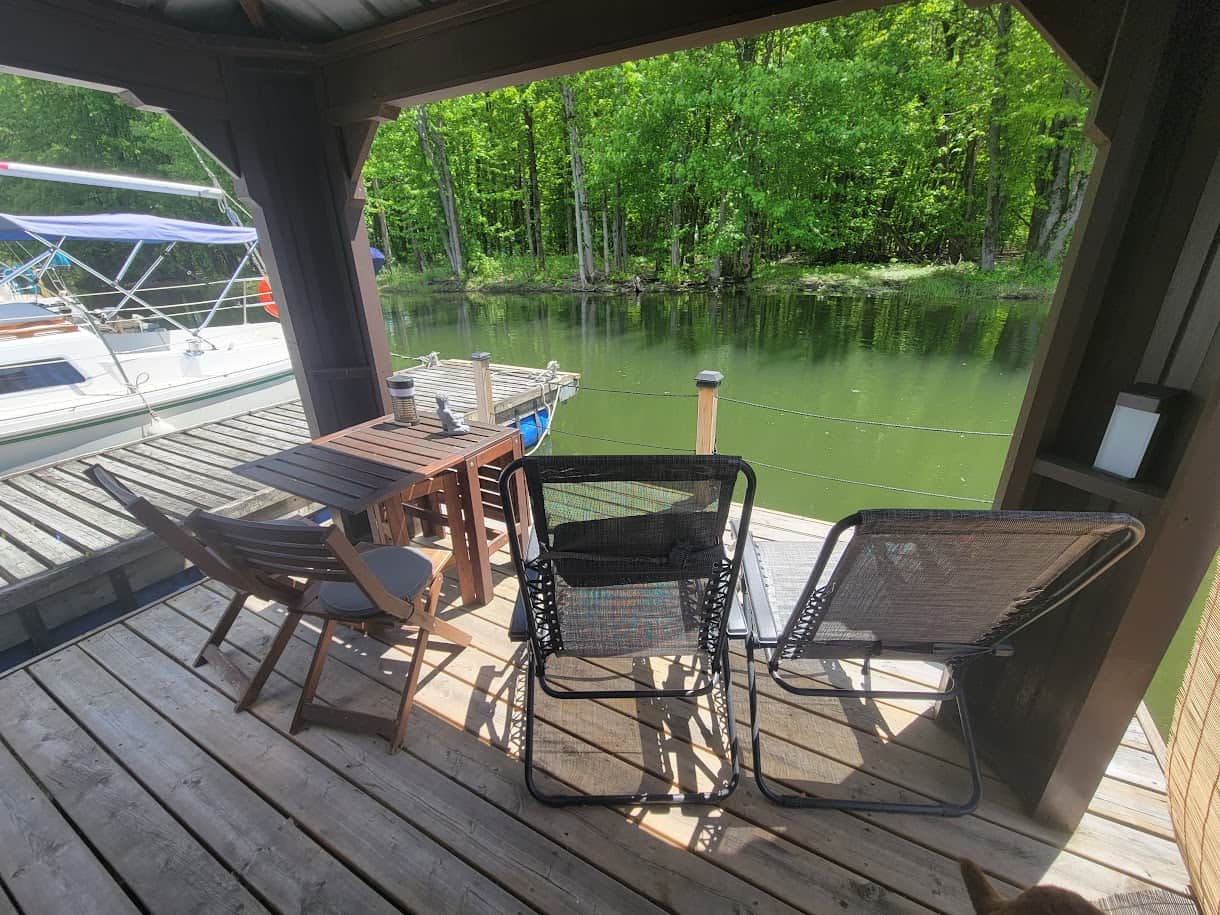 Vue vers le Richelieu à partir de la terrasse d'Aloberge 2