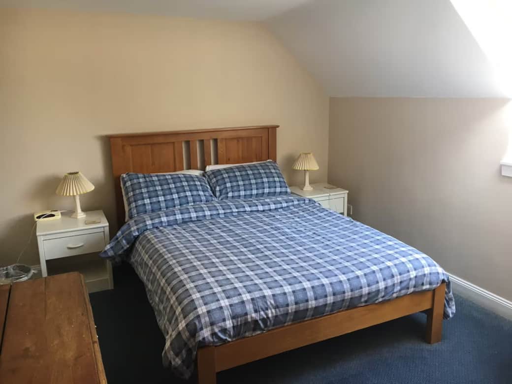 Double bedroom, light and airy with a velux window giving views of the valley Double bedroom, light and airy with a velux window giving views of the valley