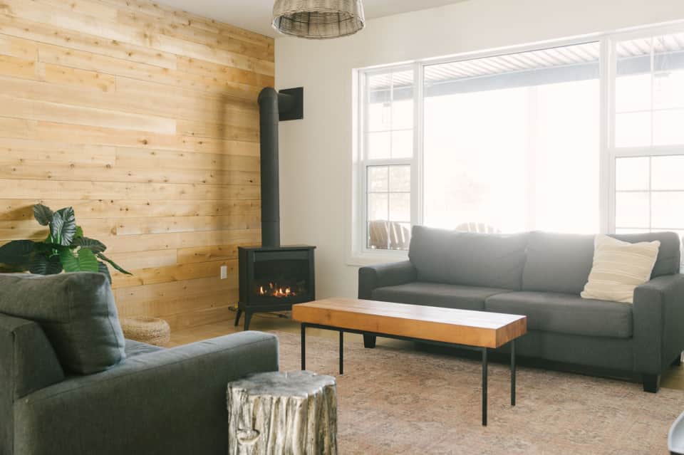 Vacation Rentals Prince Edward County Group & Dog Friendly Clarke