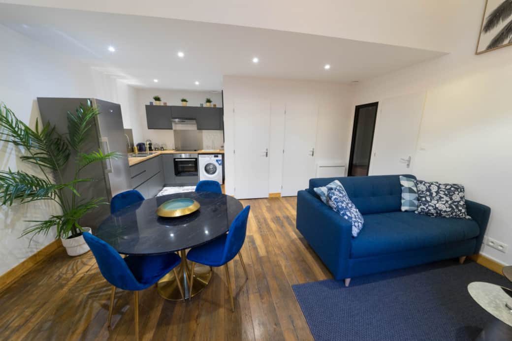 Appart Unique. Vichy. Appart. Hotel. Chez. Helder. La. Suite