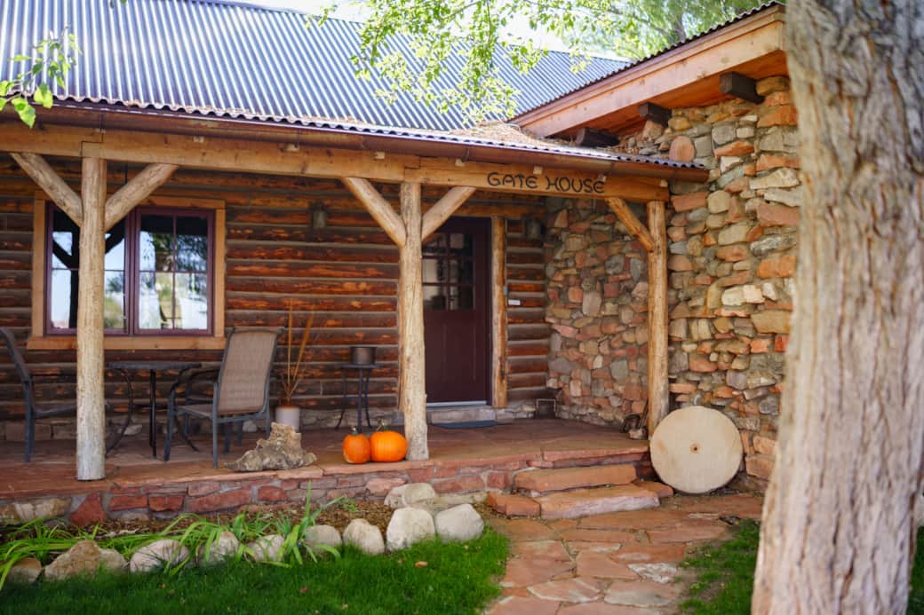 Front porch gatehouse moab Front porch gatehouse moab
