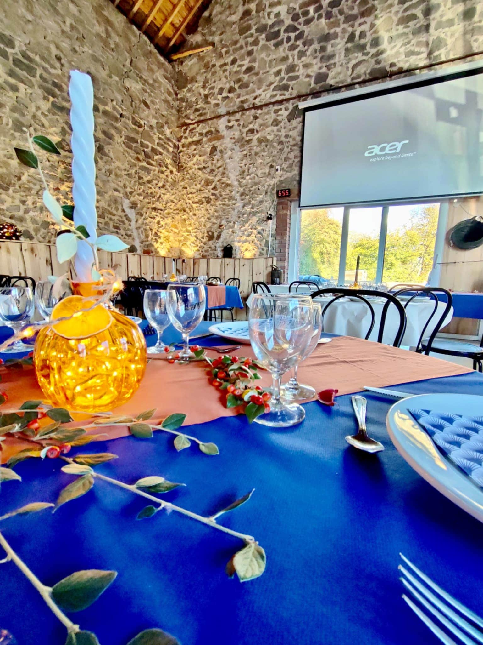 EQUIPEMENTS PROFESSIONNELS