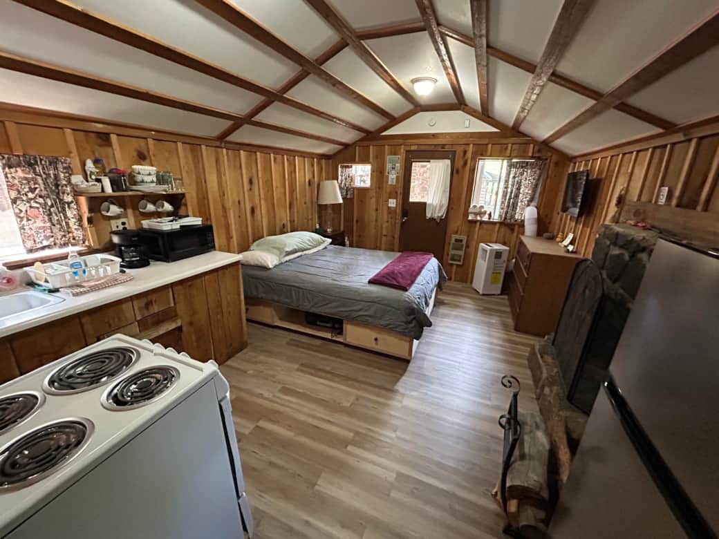 Cabin 7 Inside 2