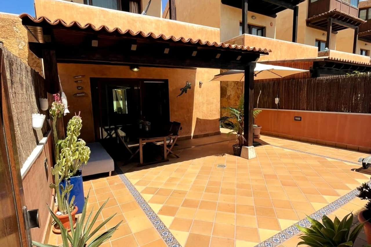 Ground floor entrance view