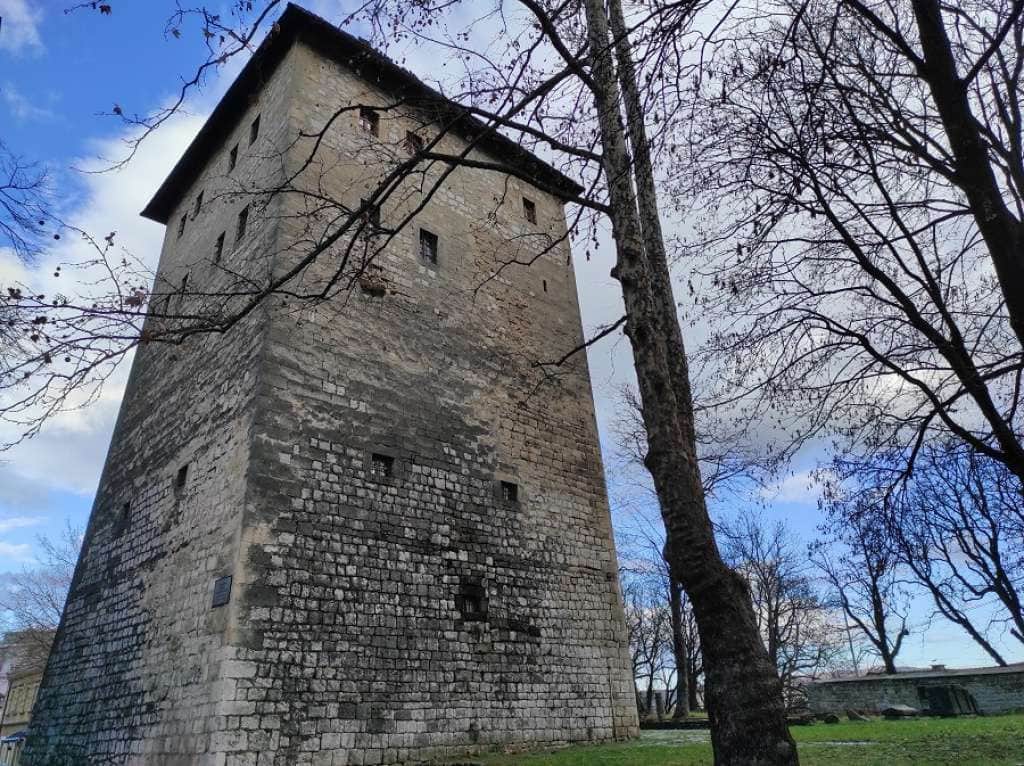 Kapetanova Kula – A Medieval Fortress & Icon of Bihać