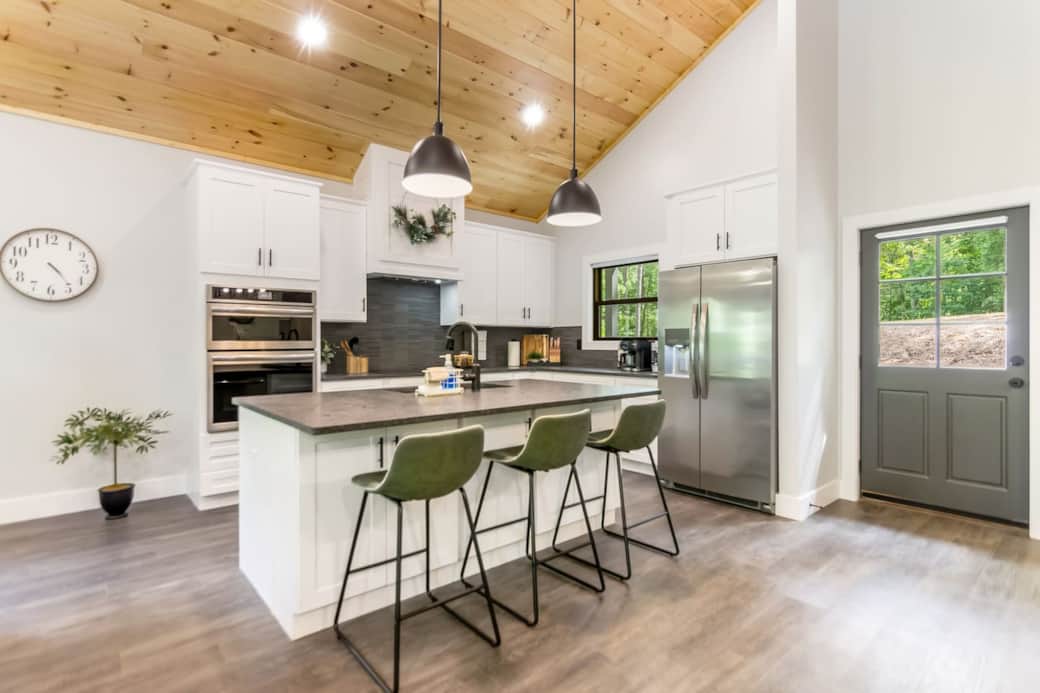 Kitchen with Induction Cooktop and Built In Oven/Microwave