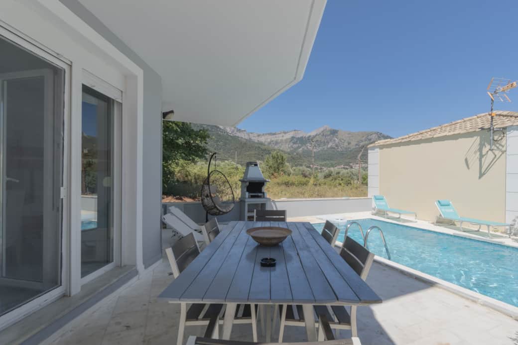 Pool Garden and Bbq