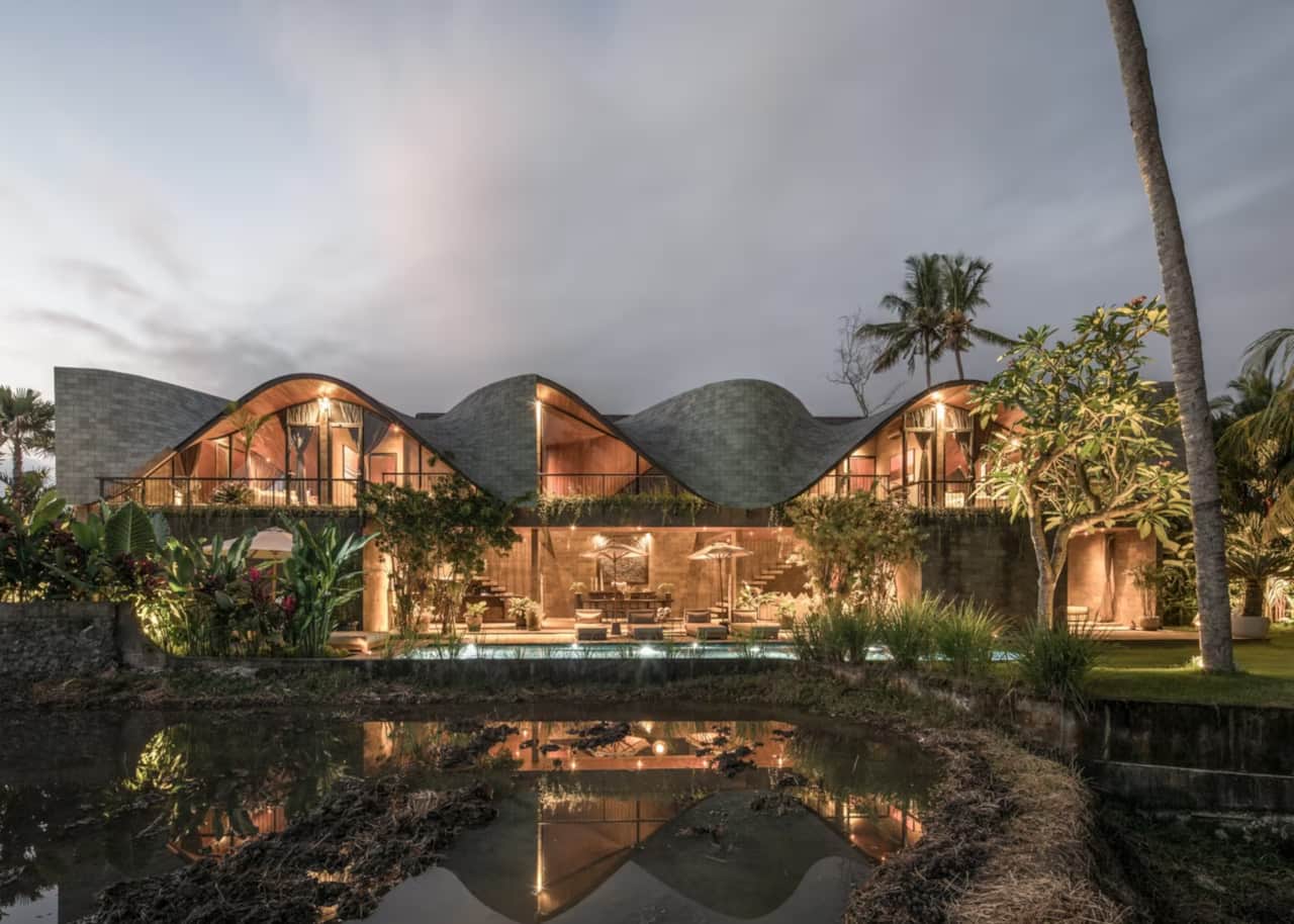 WELCOME TO APLHA HOUSE BALI