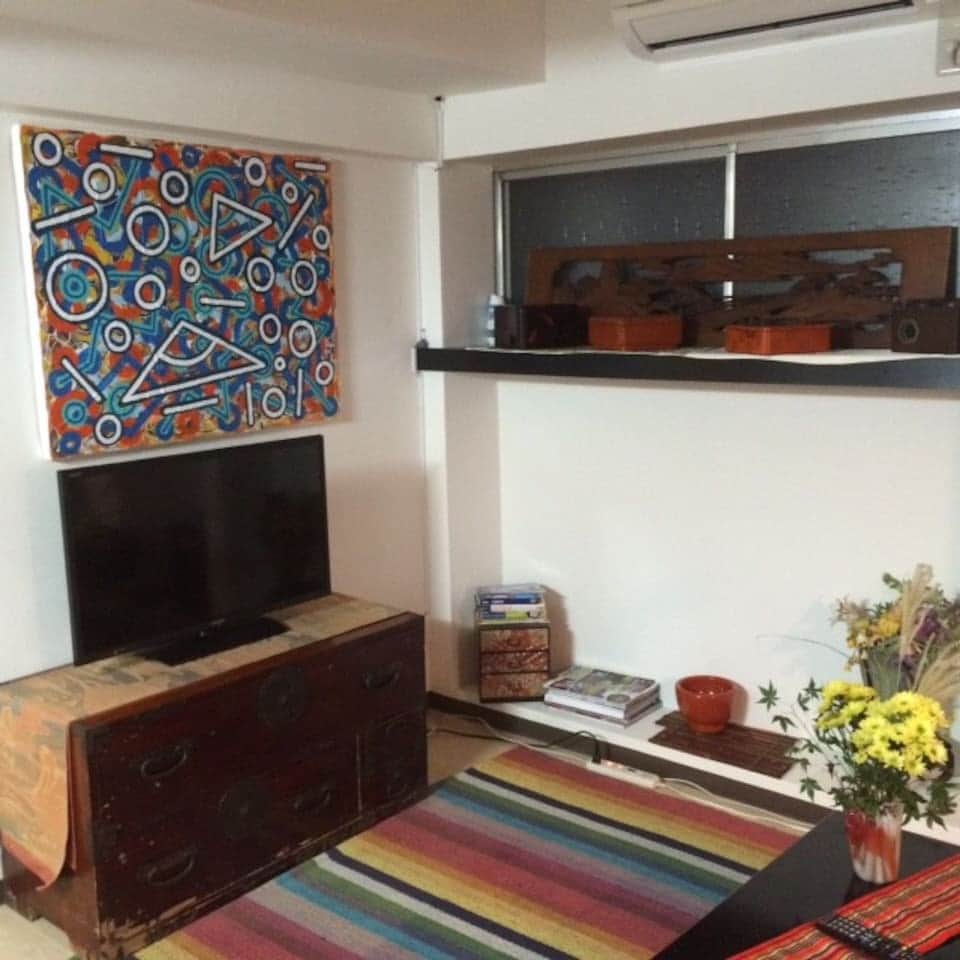 A blend of colour and comfort, this unique living space is perfect for evenings in
