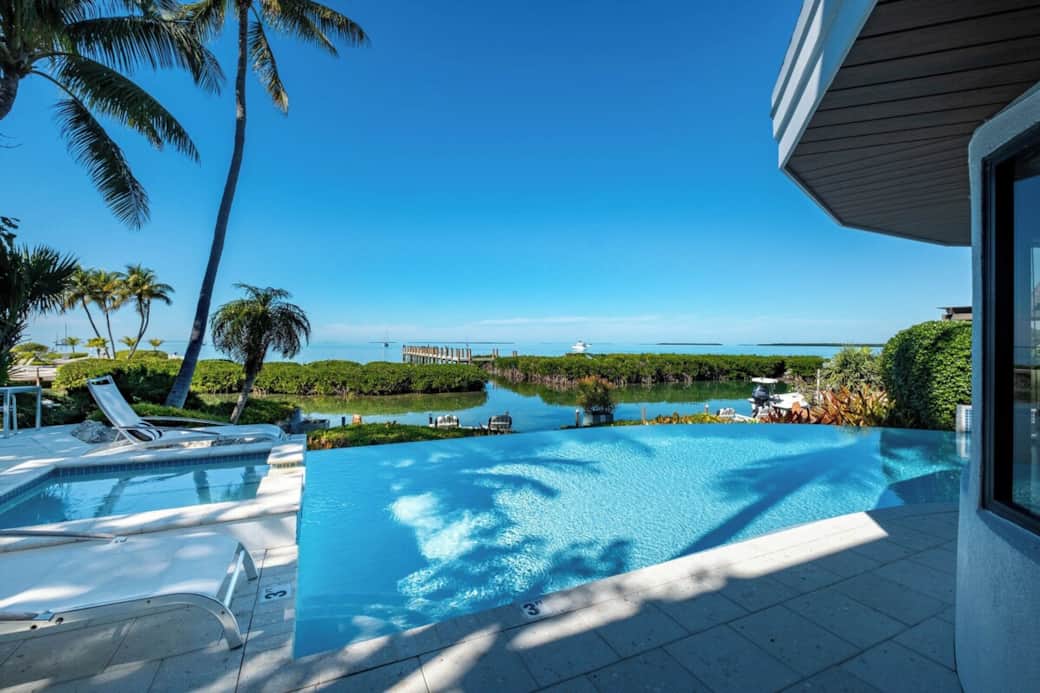 Mesmerizing Views Over Florida Bay Towards The Everglades
